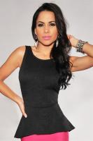 Черный топ с цветочным принтом